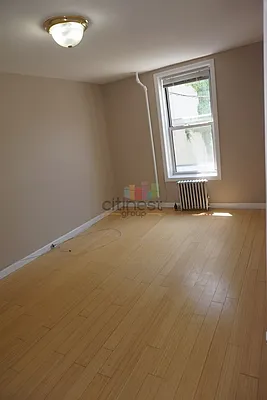 Rented by Citi Nest Group LLC | media 38