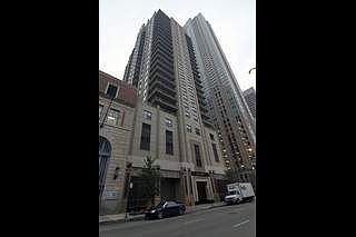 1st image of 635 N Dearborn St #904