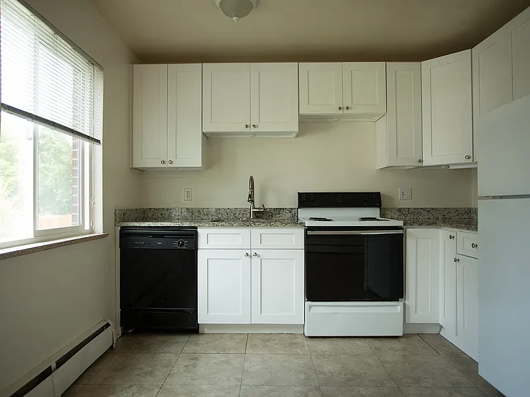 3220 Madison Ave — Photo 49