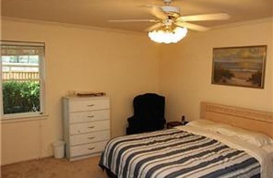5th image of 1116 Dumont Dr