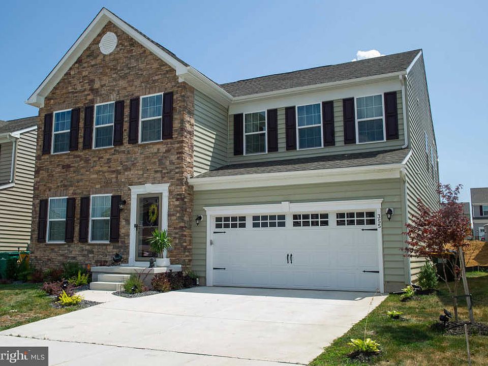 1st image of 355 Neverland Dr