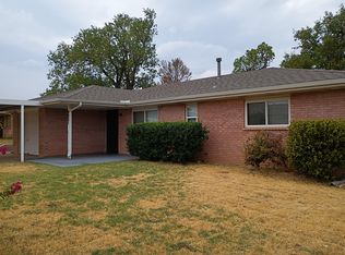 9921 Harmony Dr, Midwest City, OK 73130