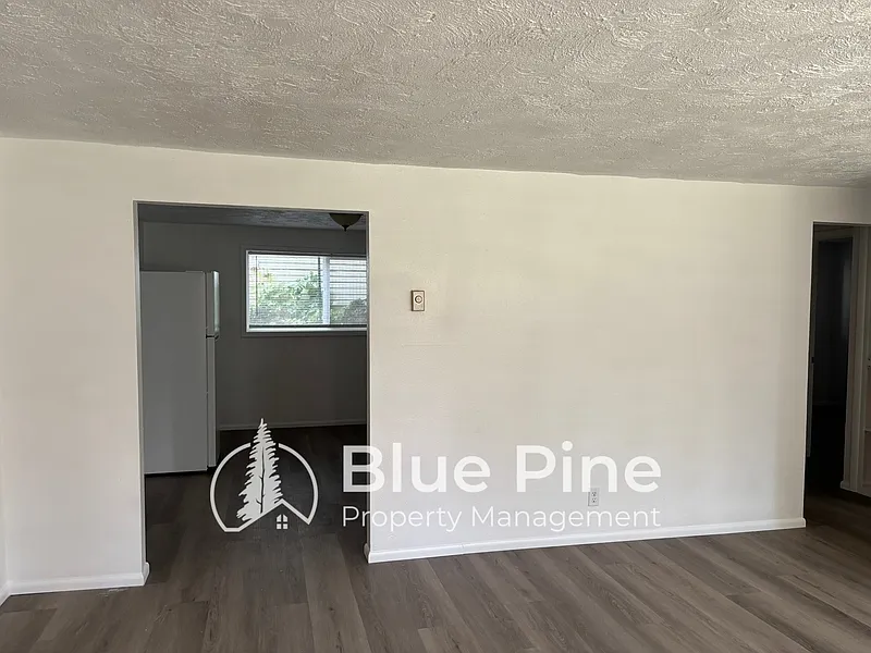 2 bed, 1.0 bath, 800 sqft, $925 — Photo 4