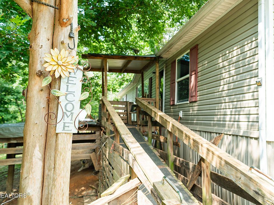1st image of 609 Miller Hollow Rd