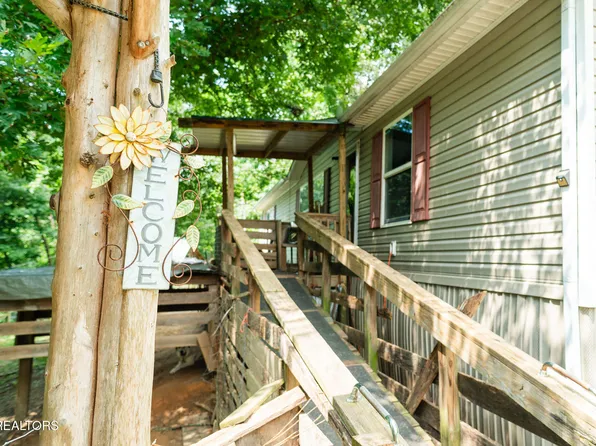 609 Miller Hollow Rd, Bean Station, TN 37708