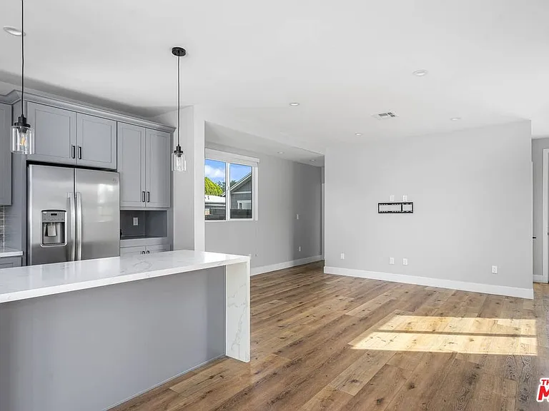 3113 Hollydale Dr — Photo 10