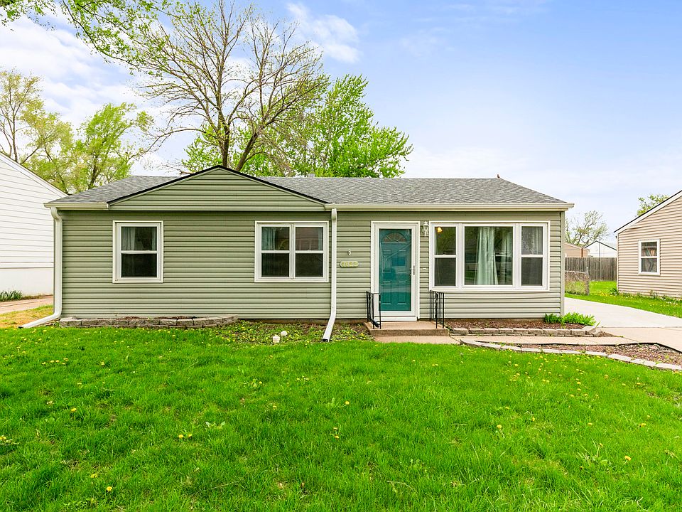 1st image of 4022 Wakeman Dr