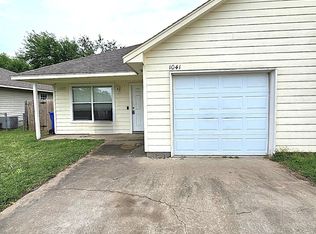 1041 N Redbud Ave, Broken Arrow, OK 74012