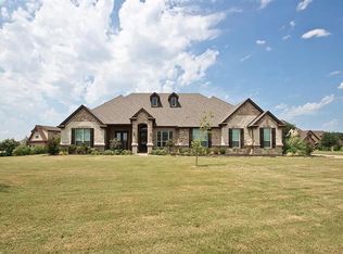 1445 Timber Ridge Trl, Crossroads, TX 76227