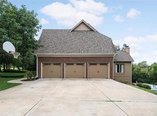 13008 Timberland Dr, Kearney, MO 64060