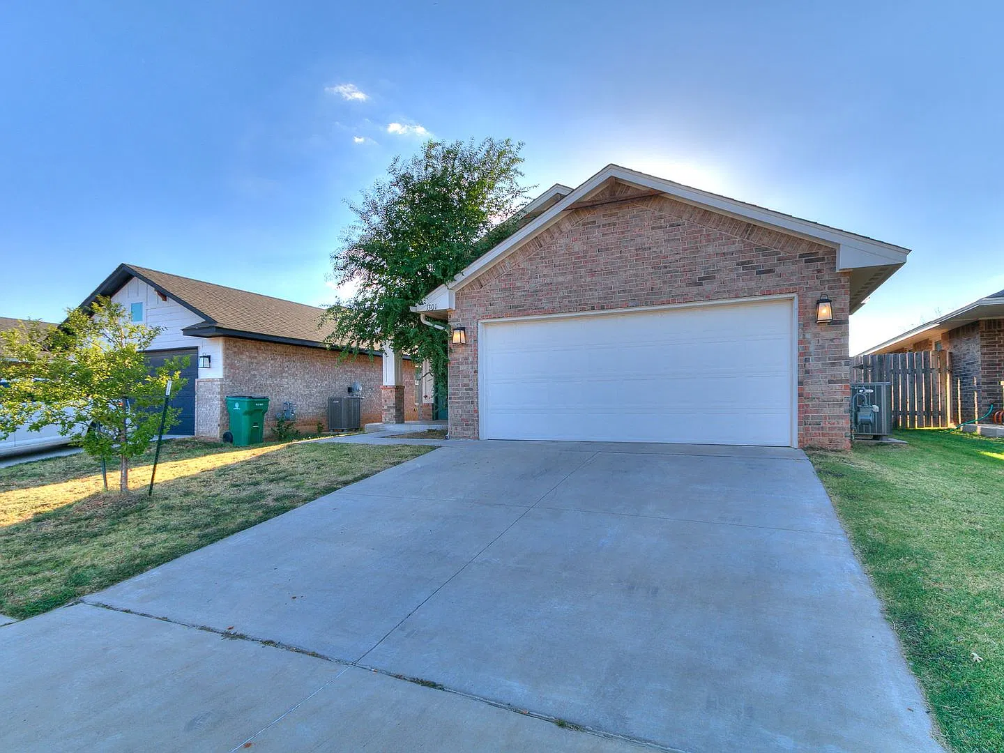 1301 Harvest Trail — Photo 1