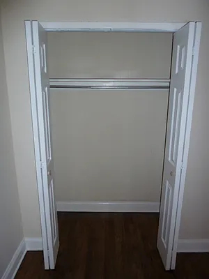 Rented by Robyn Lee, LREB | media 16