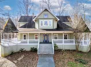 400 Cabbage Cemetery Rd, Washburn, TN 37888