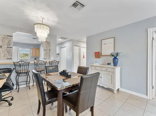 126 Sparrow Drive #14b, Royal Palm Beach, FL 33411