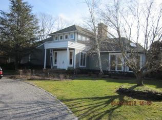 3 Plume Grass Way, Westhampton, NY 11977