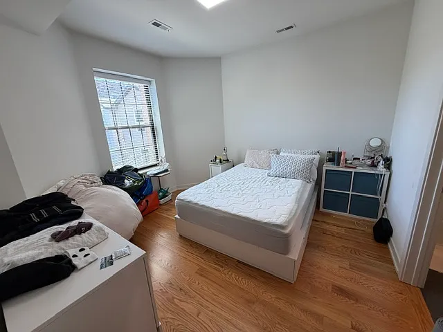 347 E 45th St #2W — Photo 10