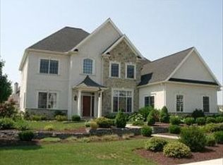 514 Wellesley Ct, Lititz, PA 17543