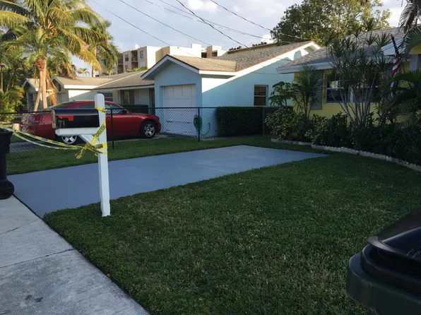 71 18th Ave S, Lake Worth, FL 33460