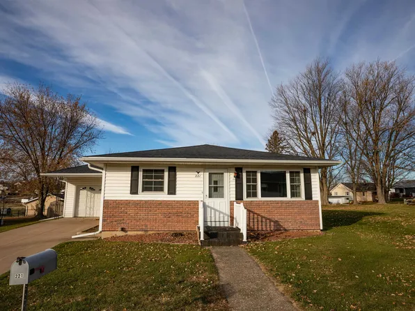 221 N Washington St, Belmont, WI 53510