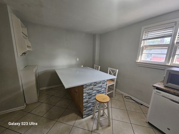 21 Lake Ave FLOOR 2