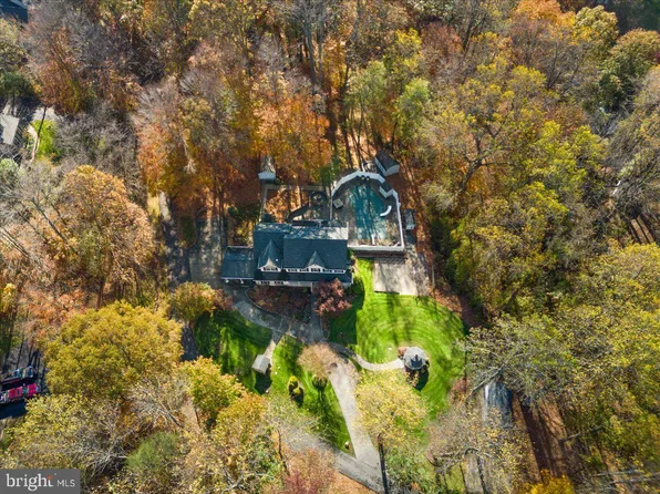 3166 Zacks Pl, Huntingtown, MD 20639