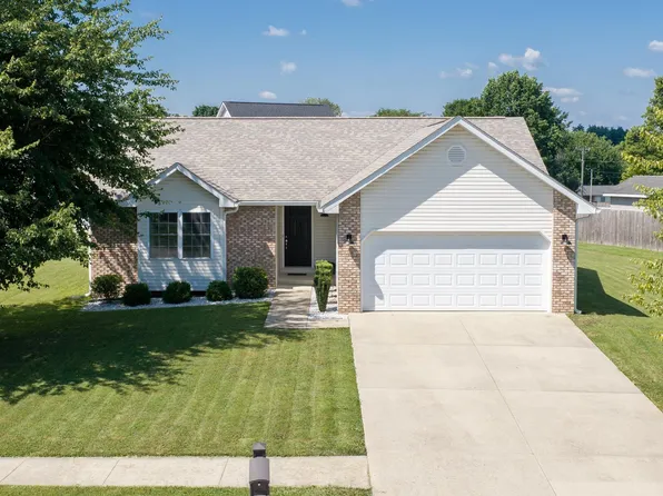 7126 W Prominence Pointe Dr, Bloomington, IN 47404