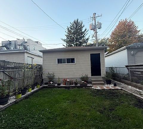 2nd image of 2326 W Palmer St APT 1