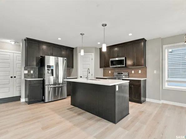 155 Dagnone Lane, Saskatoon, SK S7V 1P5