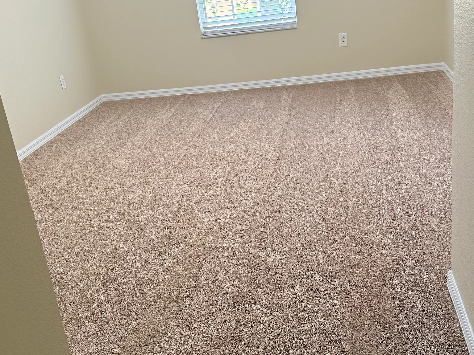 3 bed, 2.5 bath, 1480 sqft, $2,550 — Photo 4