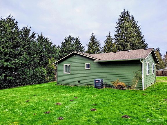 5th image of 4422 171st Avenue SE