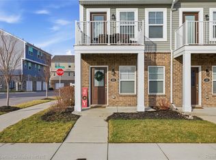 401 Jeff Keeton Dr #40, Hazel Park, MI