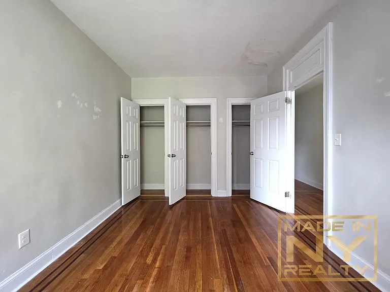 25-23 31st Ave #B54 — Photo 7