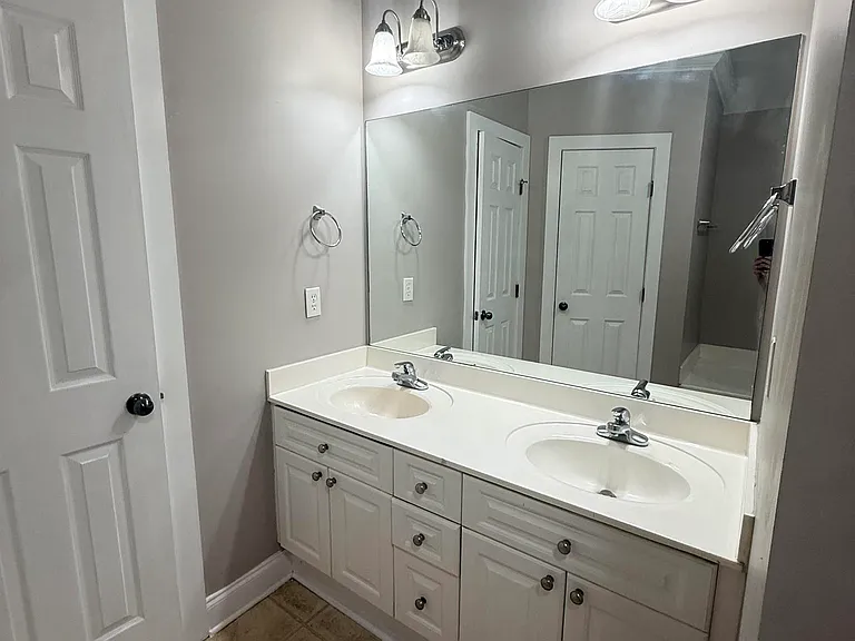 5744 Colony Ln — Photo 17