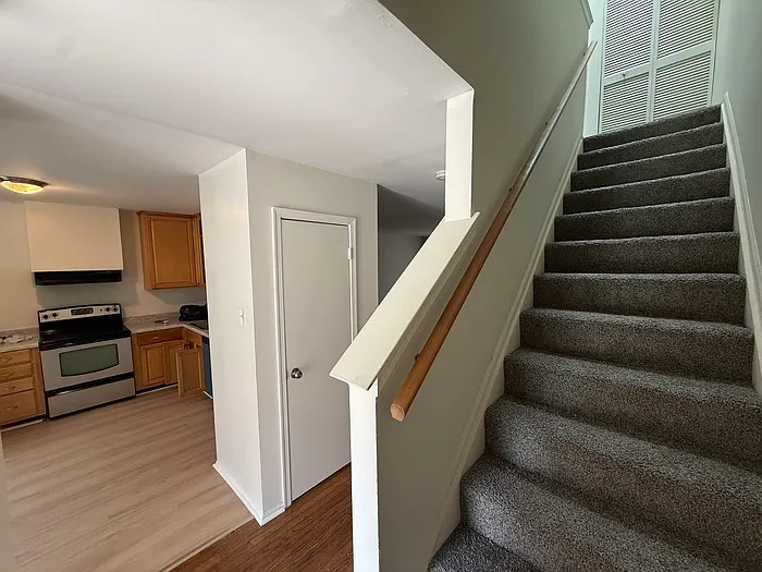 96 Courtland Woods Cir — Photo 11