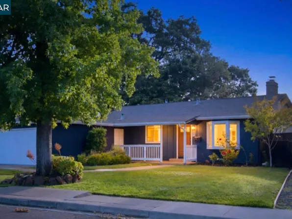 1412 Delaware Dr, Concord, CA 94521