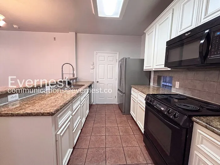1625 Oneil St — Photo 7