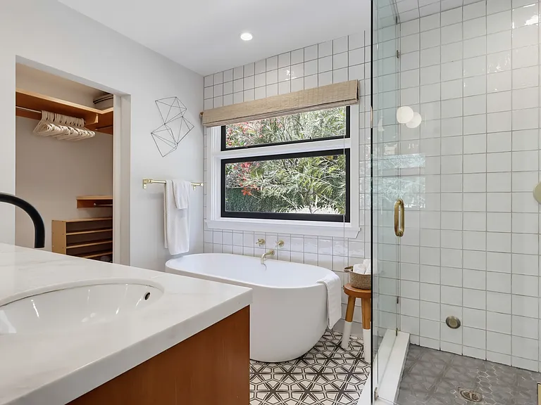 Candace Pl — Photo 20