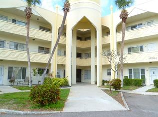2360 World Parkway Blvd APT 8, Clearwater, FL 33763