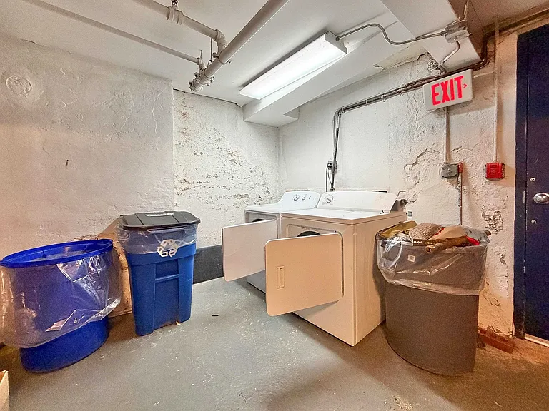224 Madison St #1B — Photo 23