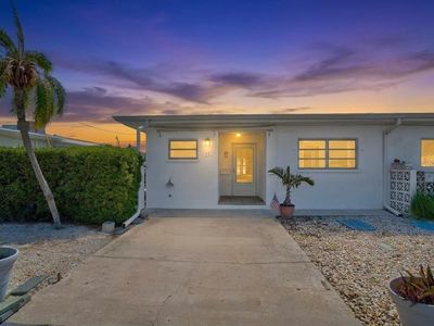 17 SEASIDE COURT, Holmes Beach, FL, 34217