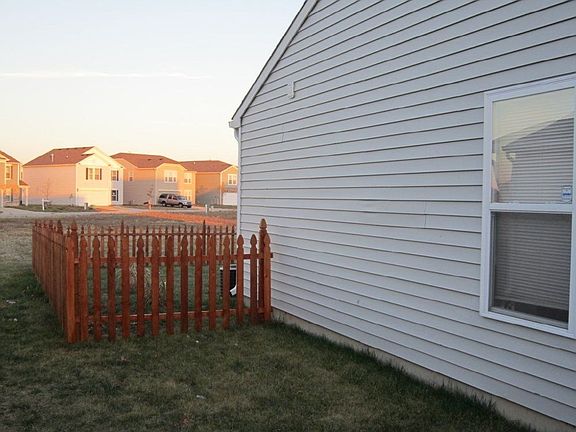 4th image of 2821 Mozart Way