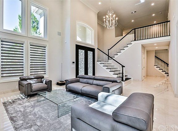 5th image of 24832 Earls Ct