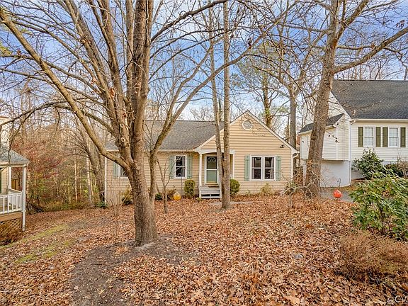3rd image of 6172 Stockade Dr
