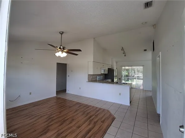 21229 Peachland Blvd, Pt Charlotte, FL 33954