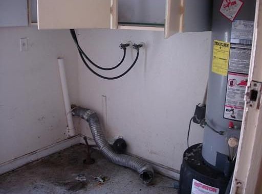 2nd image of 1598 NE 170th St