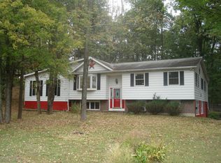 2228 Wallace St, Stroudsburg, PA 18360