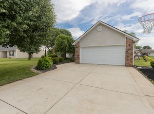 939 Arabian Way, Bargersville, IN 46106
