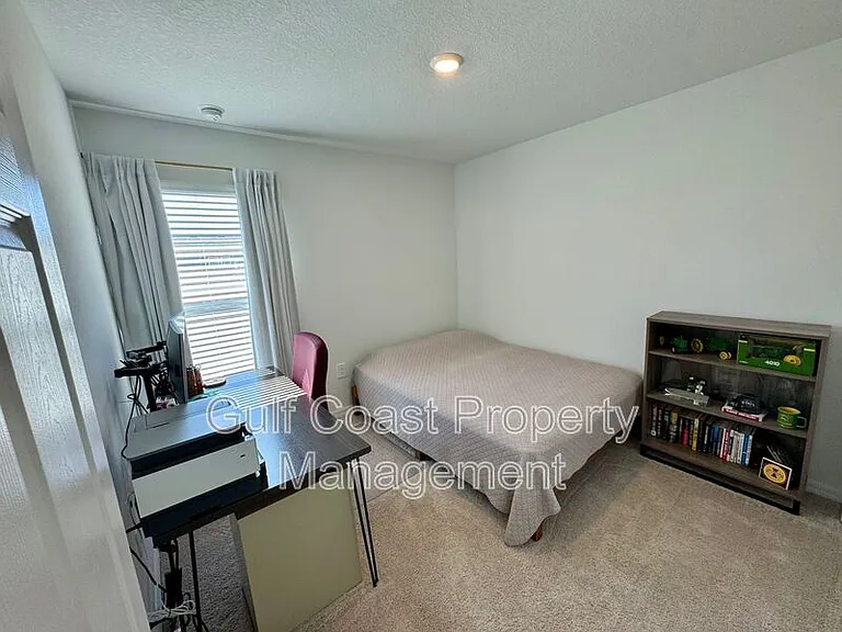 1908 Swivel Ln — Photo 11