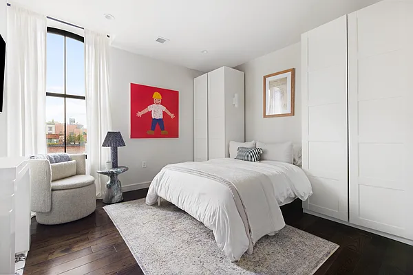 Sold by Compass | media 8