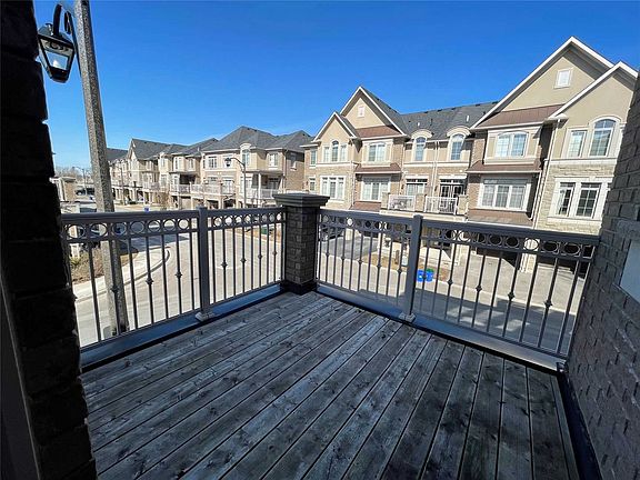 4th image of 2435 Greenwich Dr #76